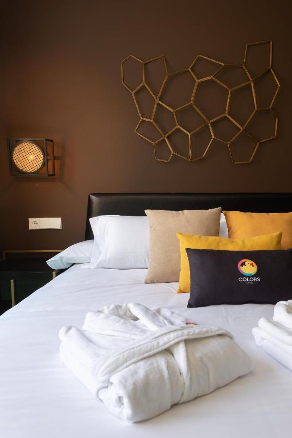 Colors Benidorm - Lgtbi Hotel อาลิกันเต ภายนอก รูปภาพ